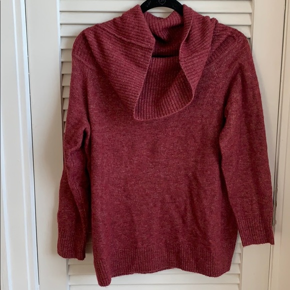 Aritzia Sweaters - Aritzia Wilfred Sweater